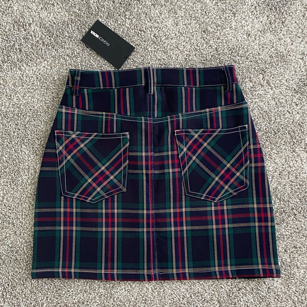 NWT Plaid Mini Skirt - Picture 2 of 4